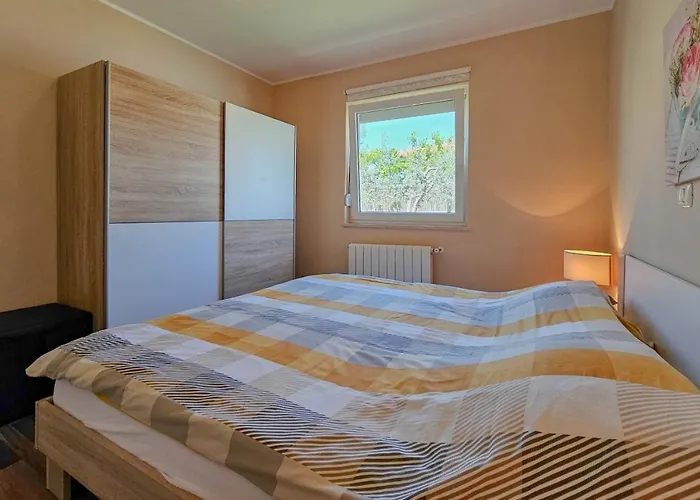 Liam アパート Novigrad Istria